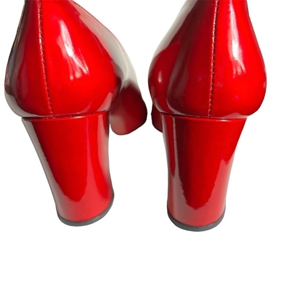 Stuart Weitzman Holly 60 Pump Size 7.5. 60-mm Block Heel. Red Patent Leather. - Picture 5 of 12